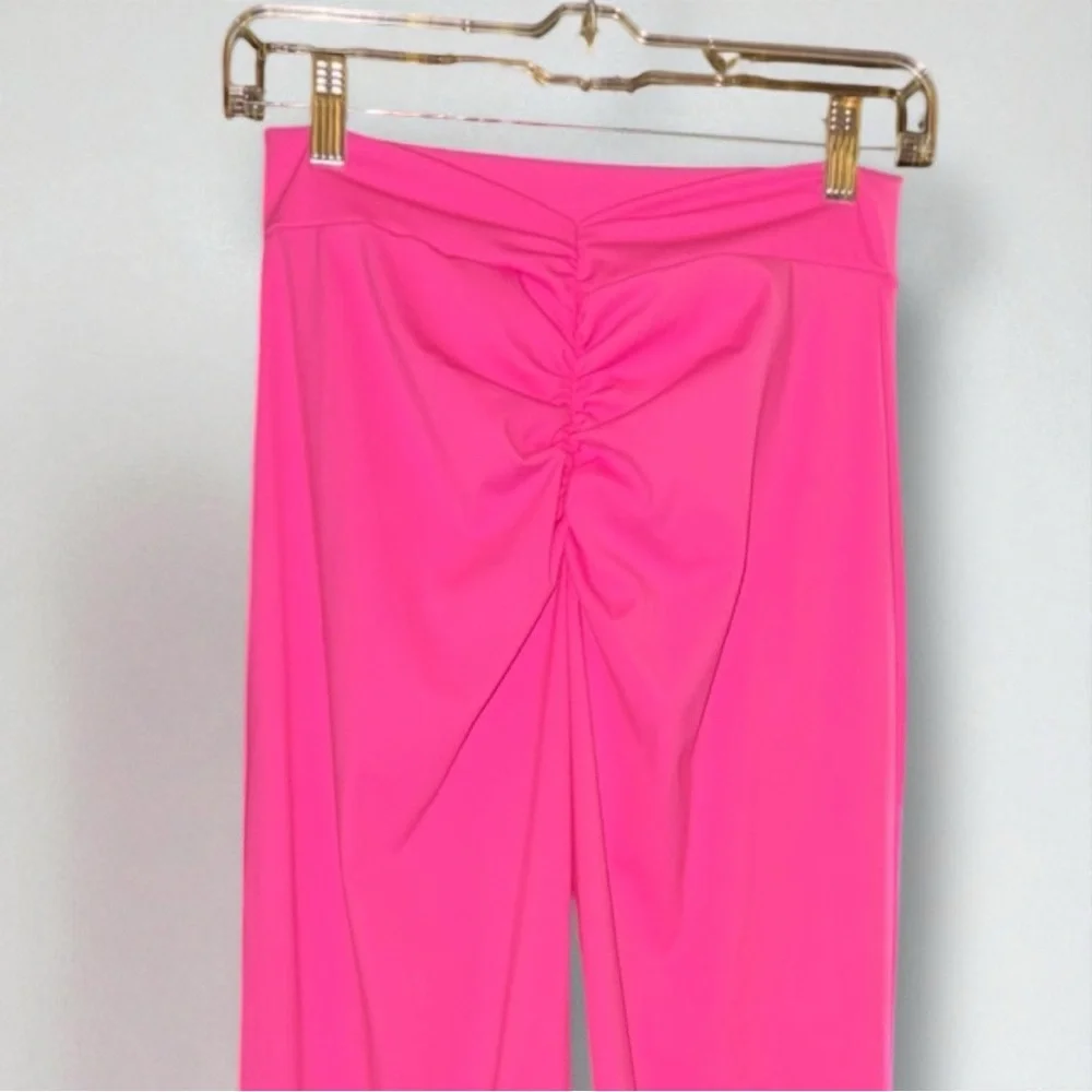 Pants Pink Scrunch Butt Flare Leg Yoga Barbiecore Athleisure Activewear Size M 🍭